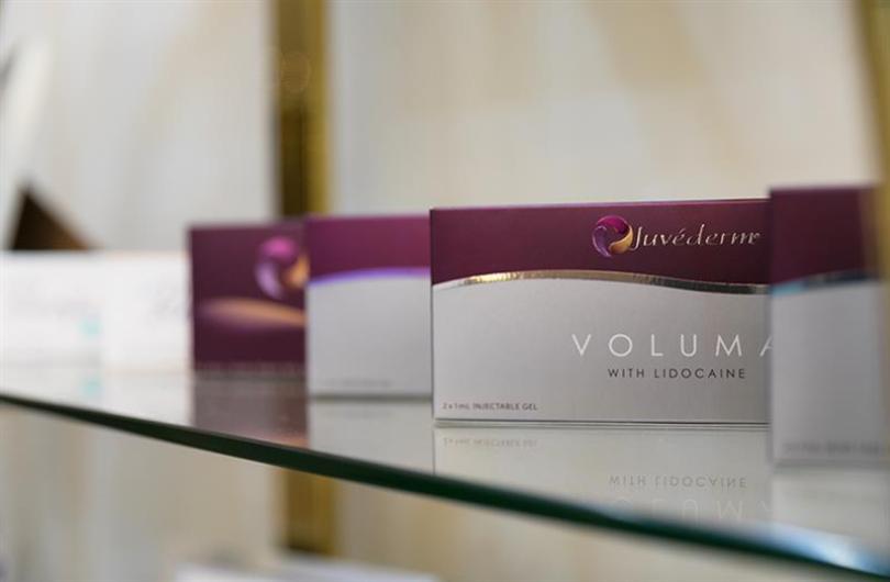 Product photograph of juvederm voluma product boxes shelf